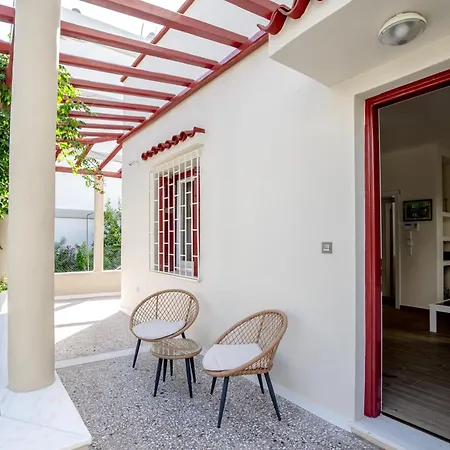 Private House - Garden - Glyfada Вилла
